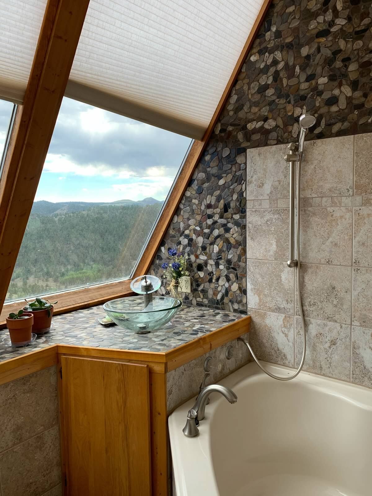 Full Bath.jpg